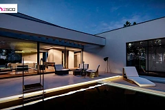 Современный одноэтажный дом с навесом для автомобиля