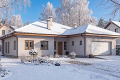 Одноэтажный просторный дом с 4мя спальнями.